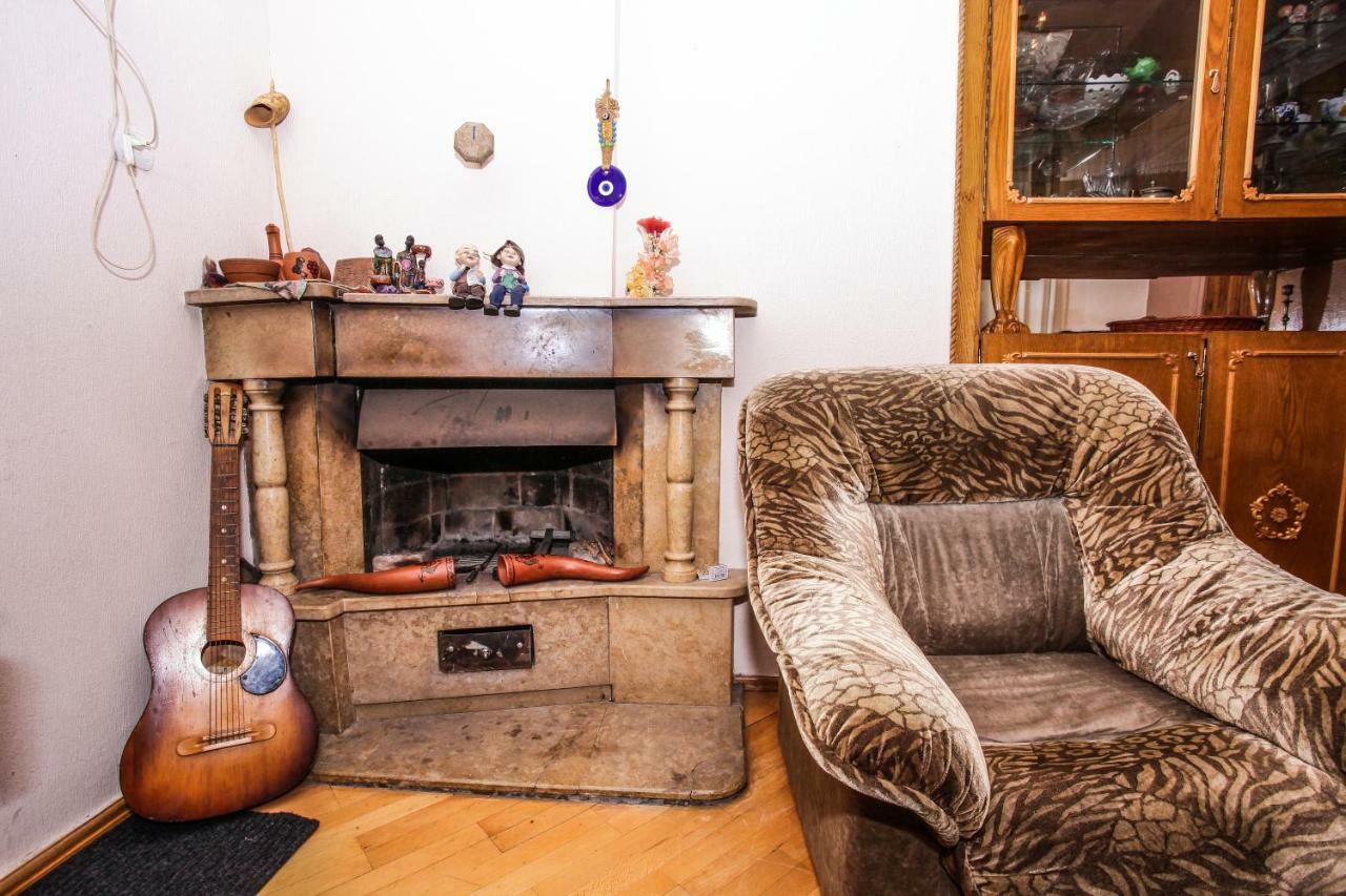 Dali'S Royal Apartment Тбілісі Екстер'єр фото